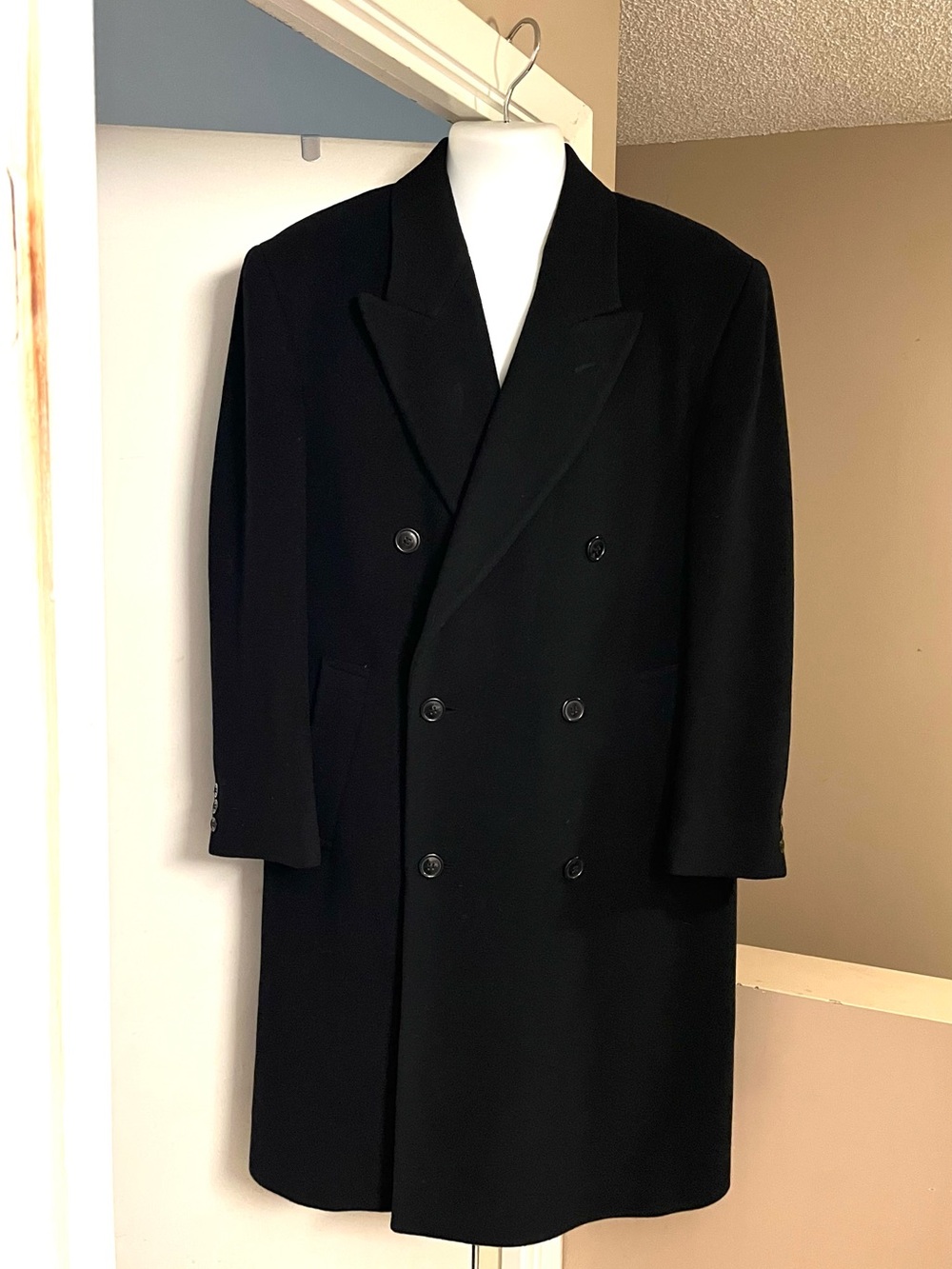 Oscar de la Renta Black Double-Breasted Pea Coat - Picture 5 of 8